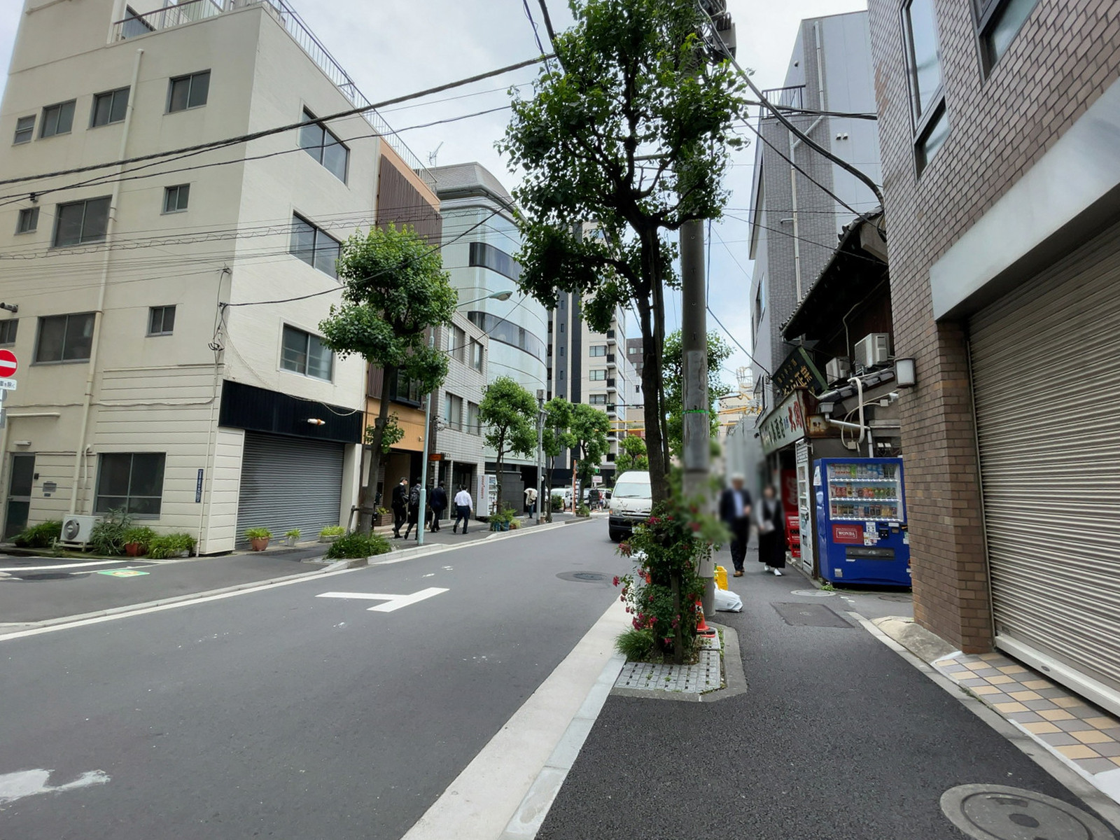 エル人形町前面の通り