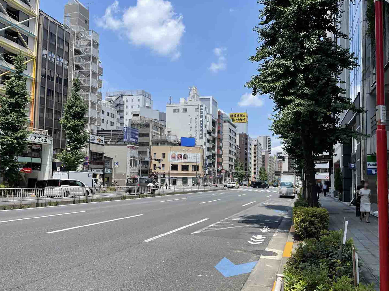 VORT浜松町3前面の第一京浜
