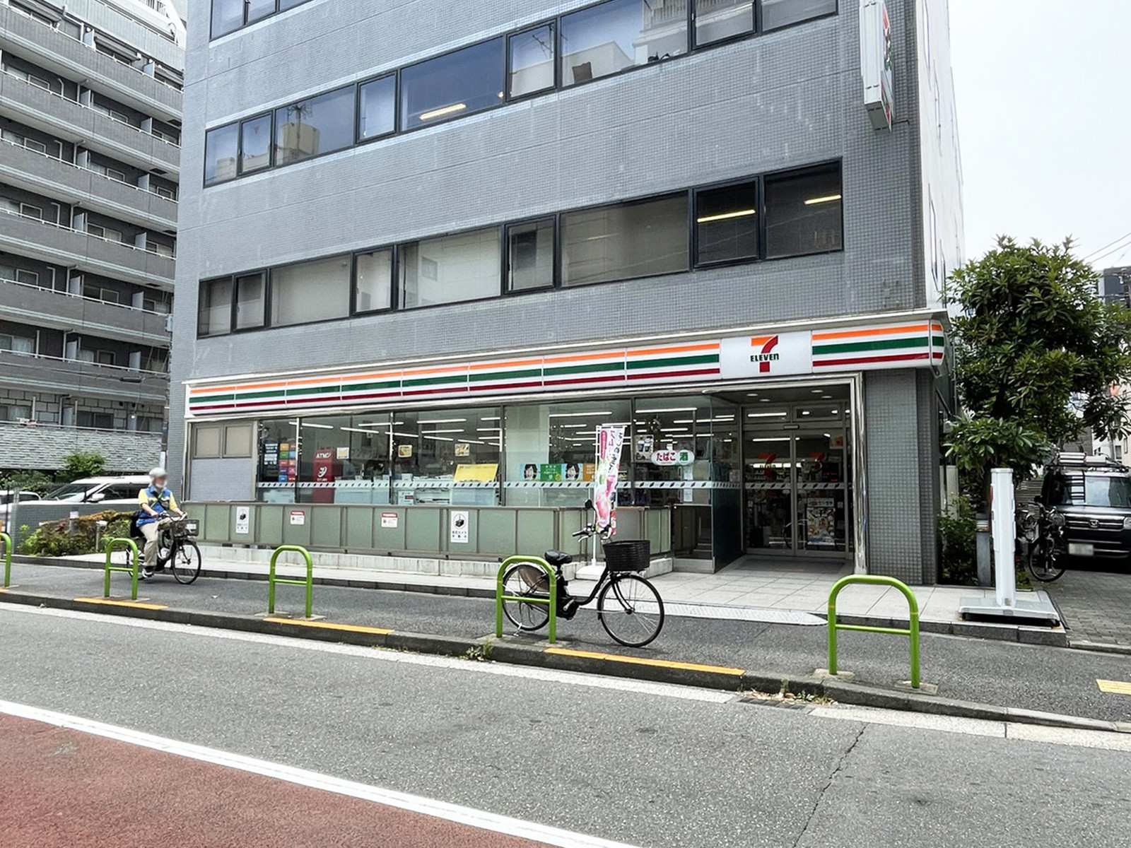 向かいのセブンイレブン 港区芝5丁目北店