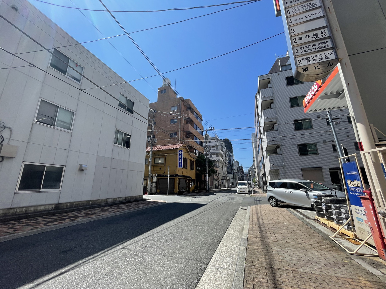 第2成瀬秋葉原ビル前面の通り