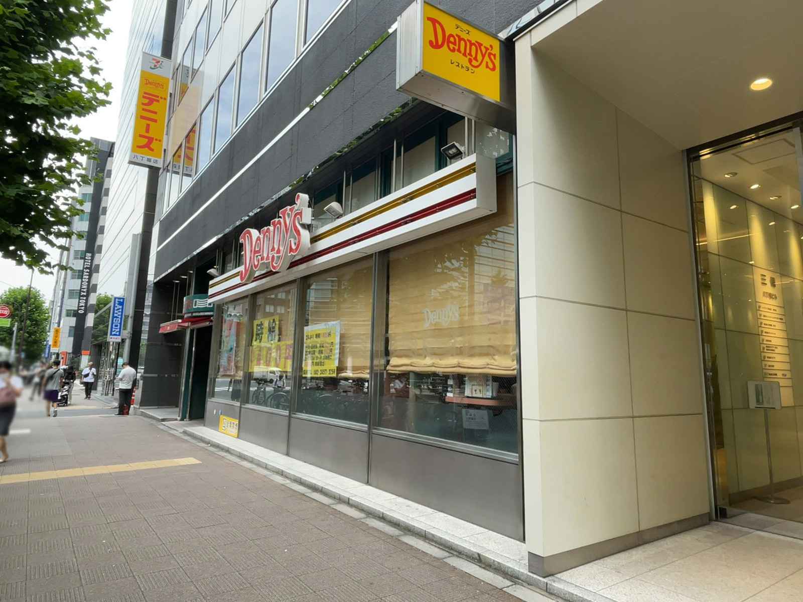 至近のデニーズ 八丁堀店