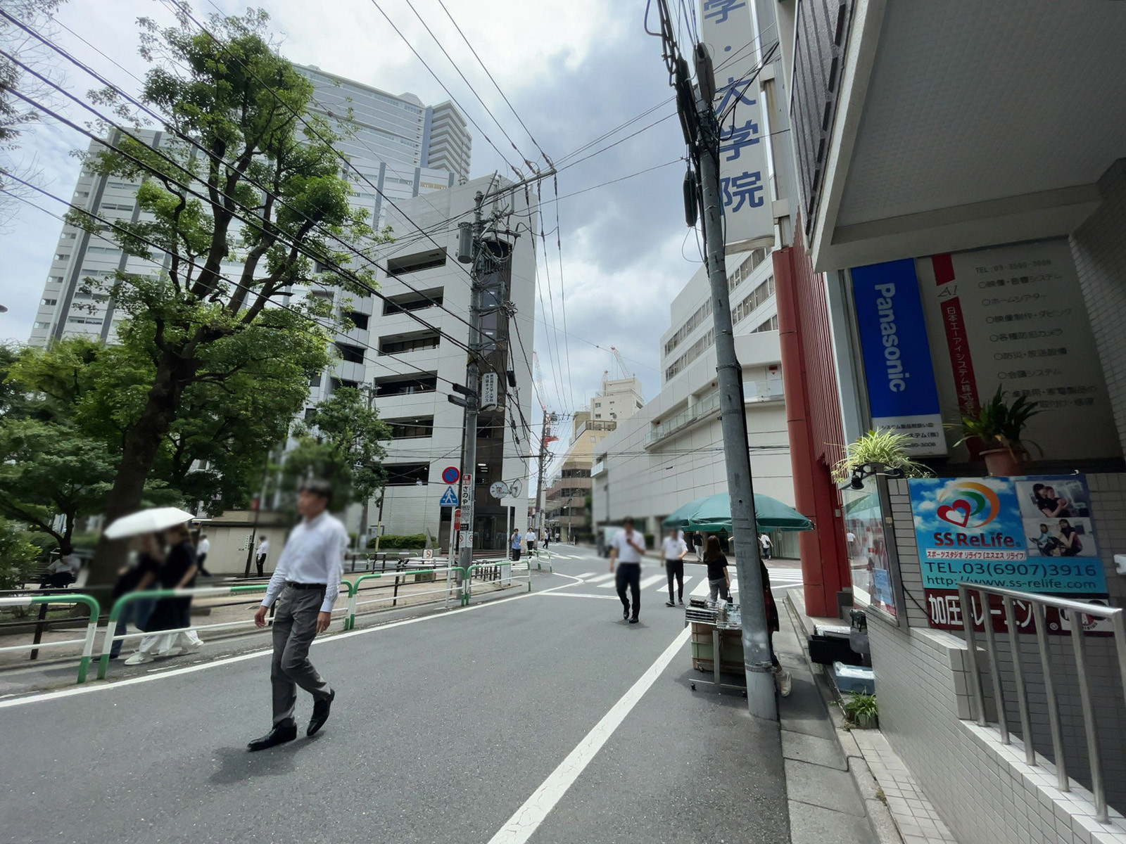 田村ビル前面の通り