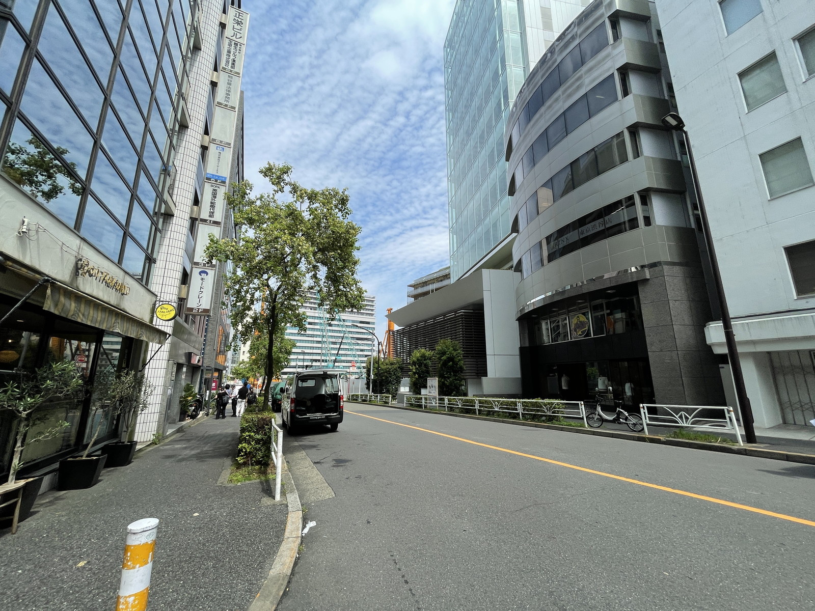 ヒューリック渋谷美竹通りビル前面の通り