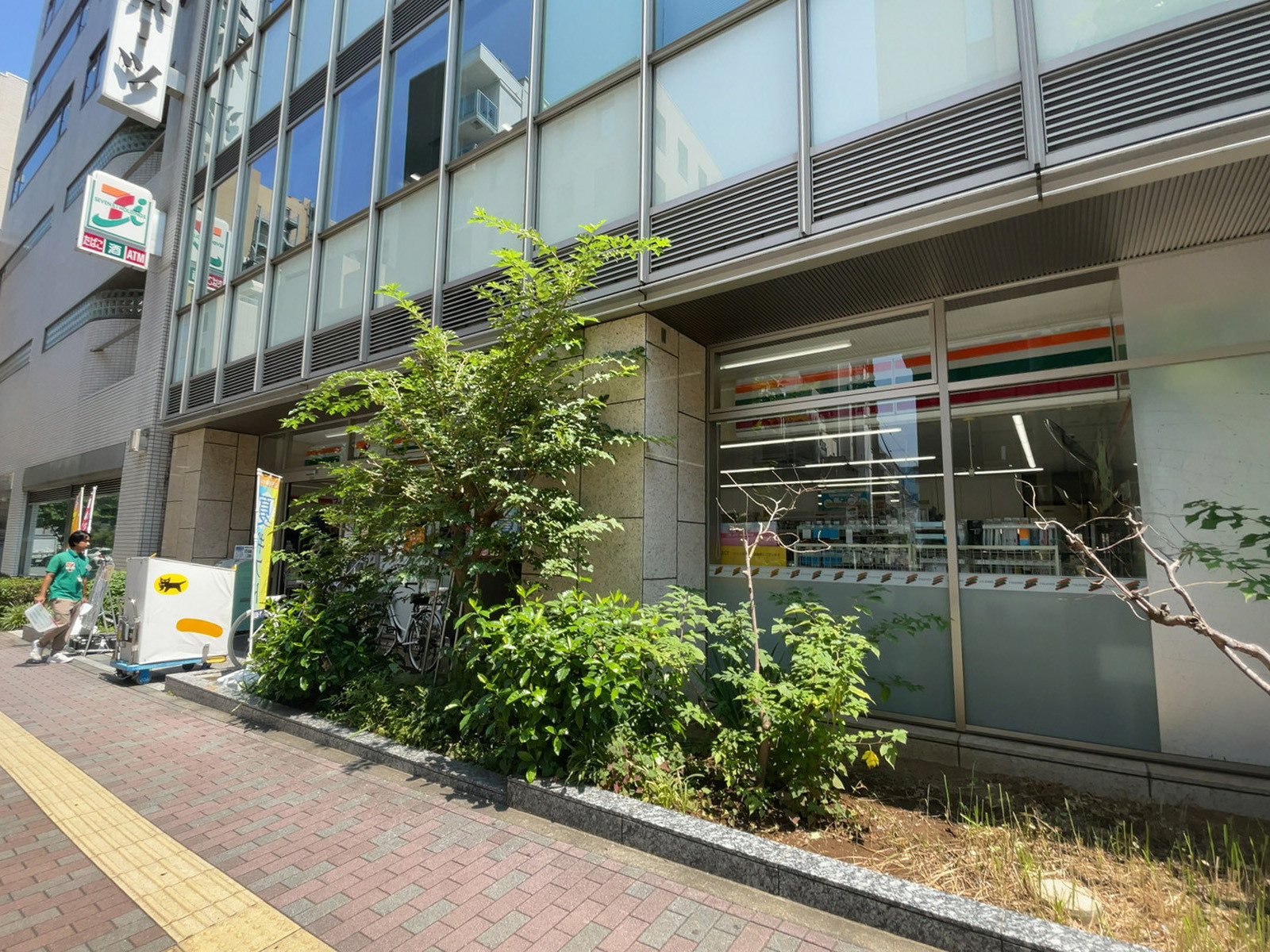 近くのセブンイレブン 築地日刊スポーツ本社店
