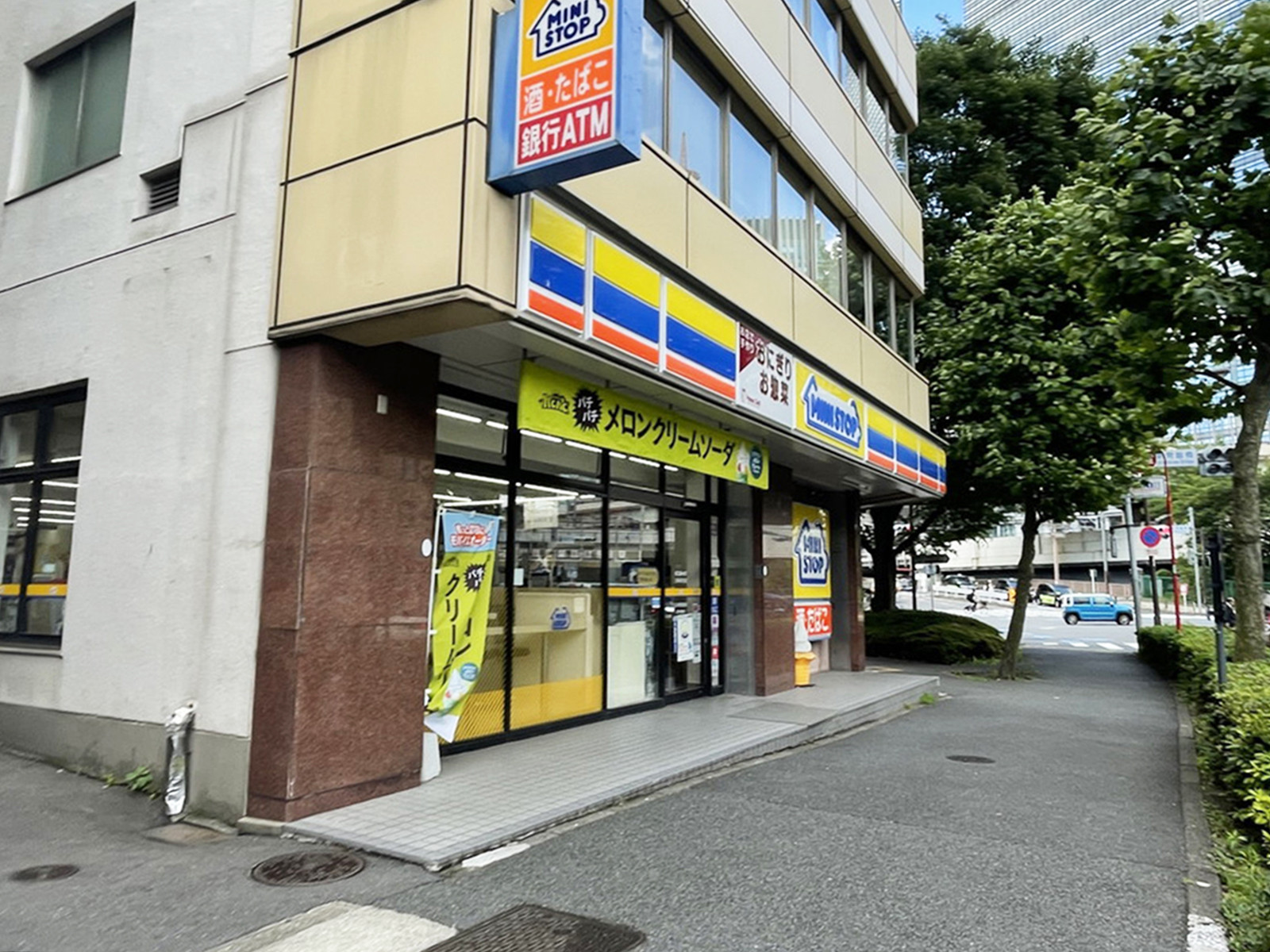 至近のミニストップ日本橋本石町店