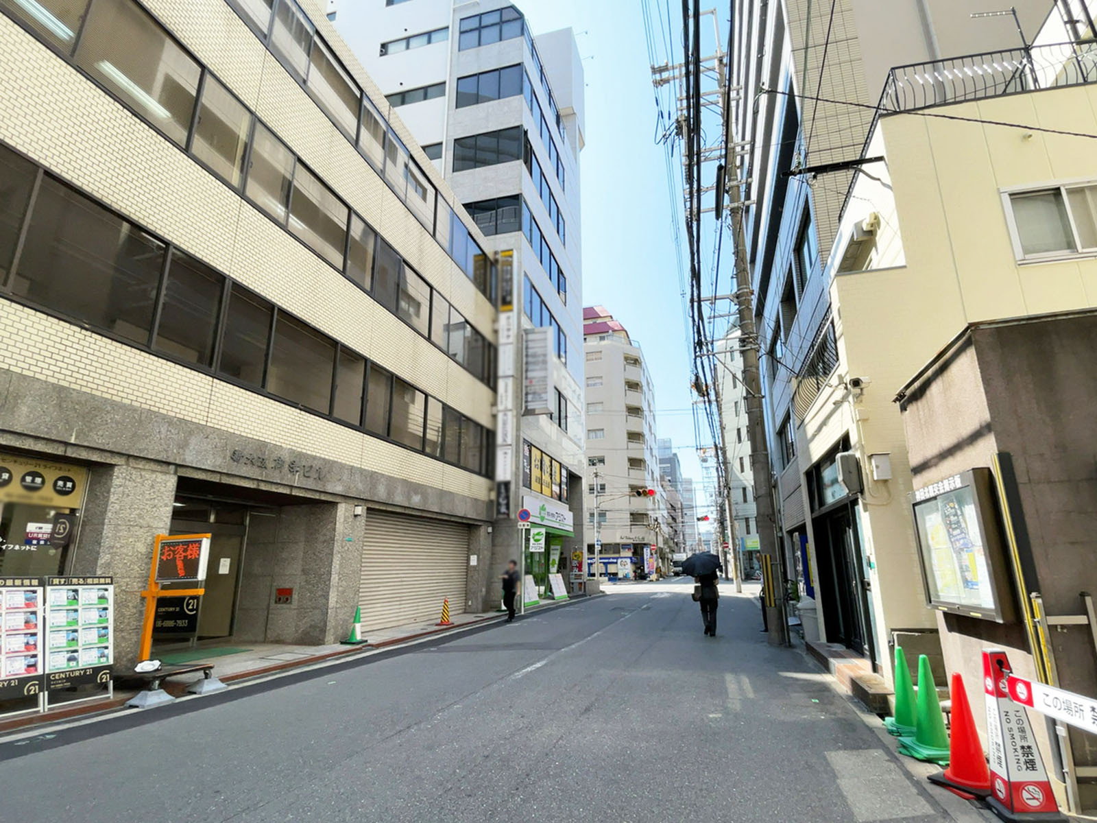 新大阪御幸ビル前面の通り