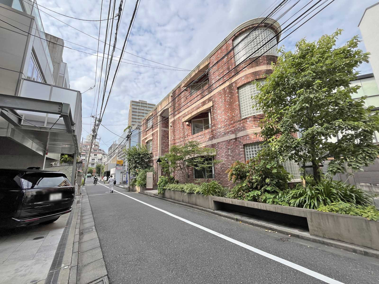 神宮前2丁目HOUSE前面通り