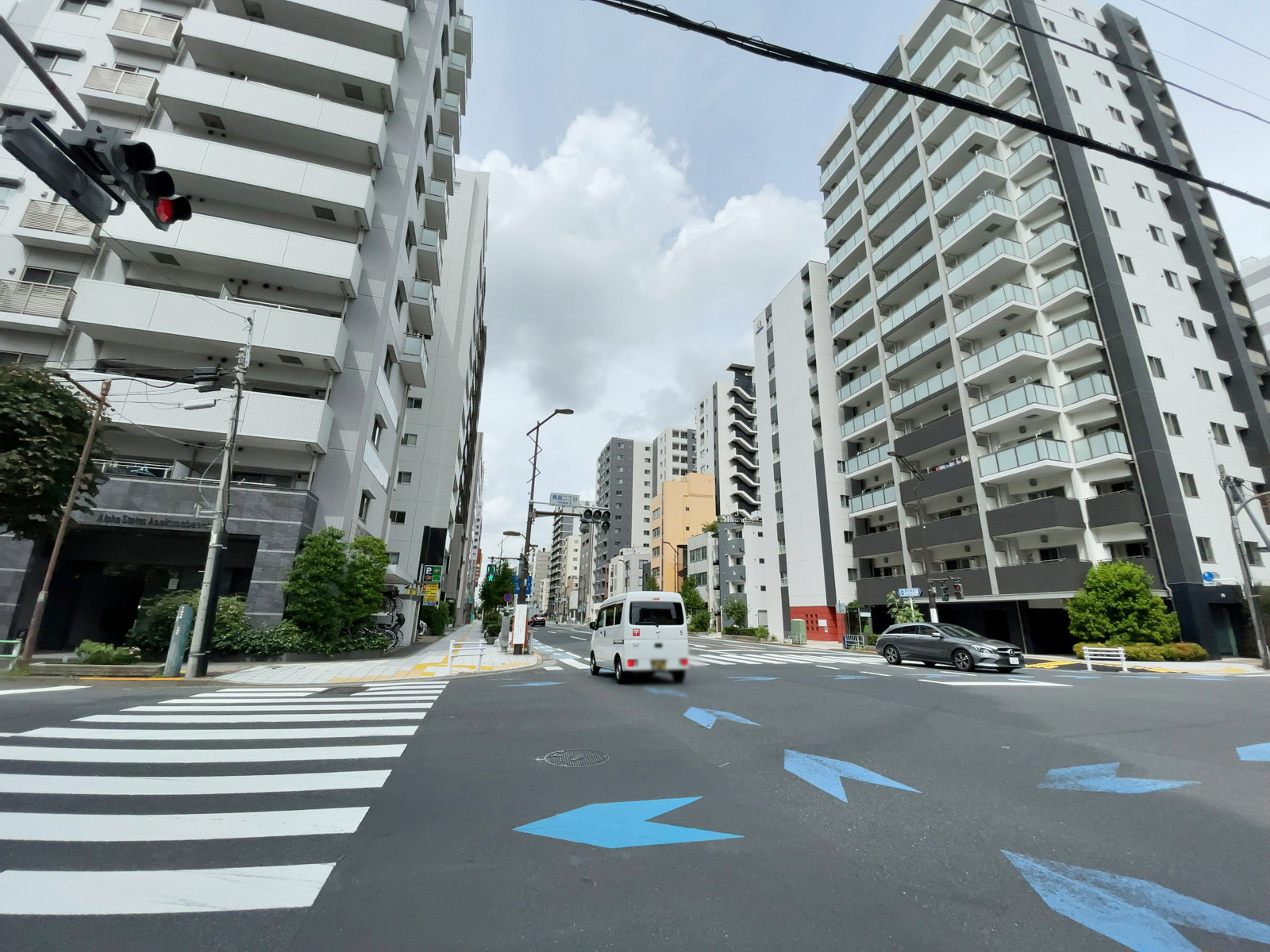 近くの蔵前橋通り