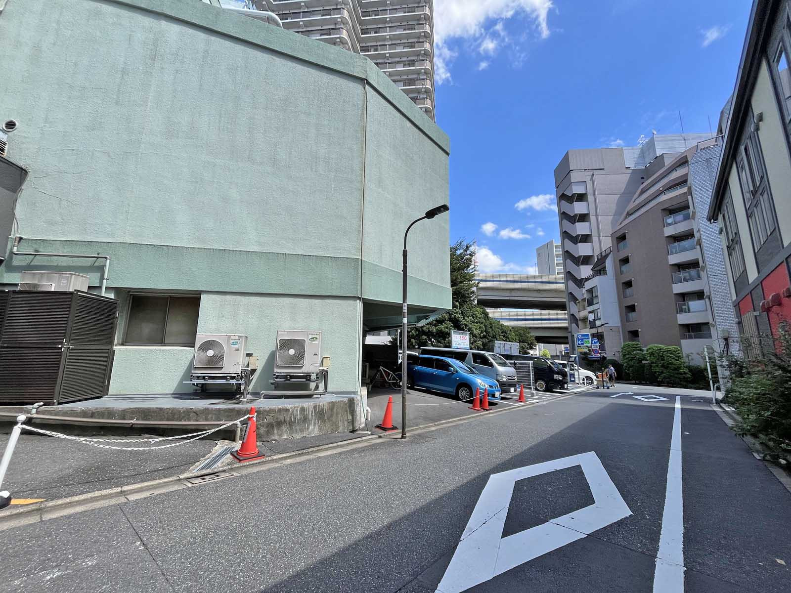 麻布十番アネックス前面通り