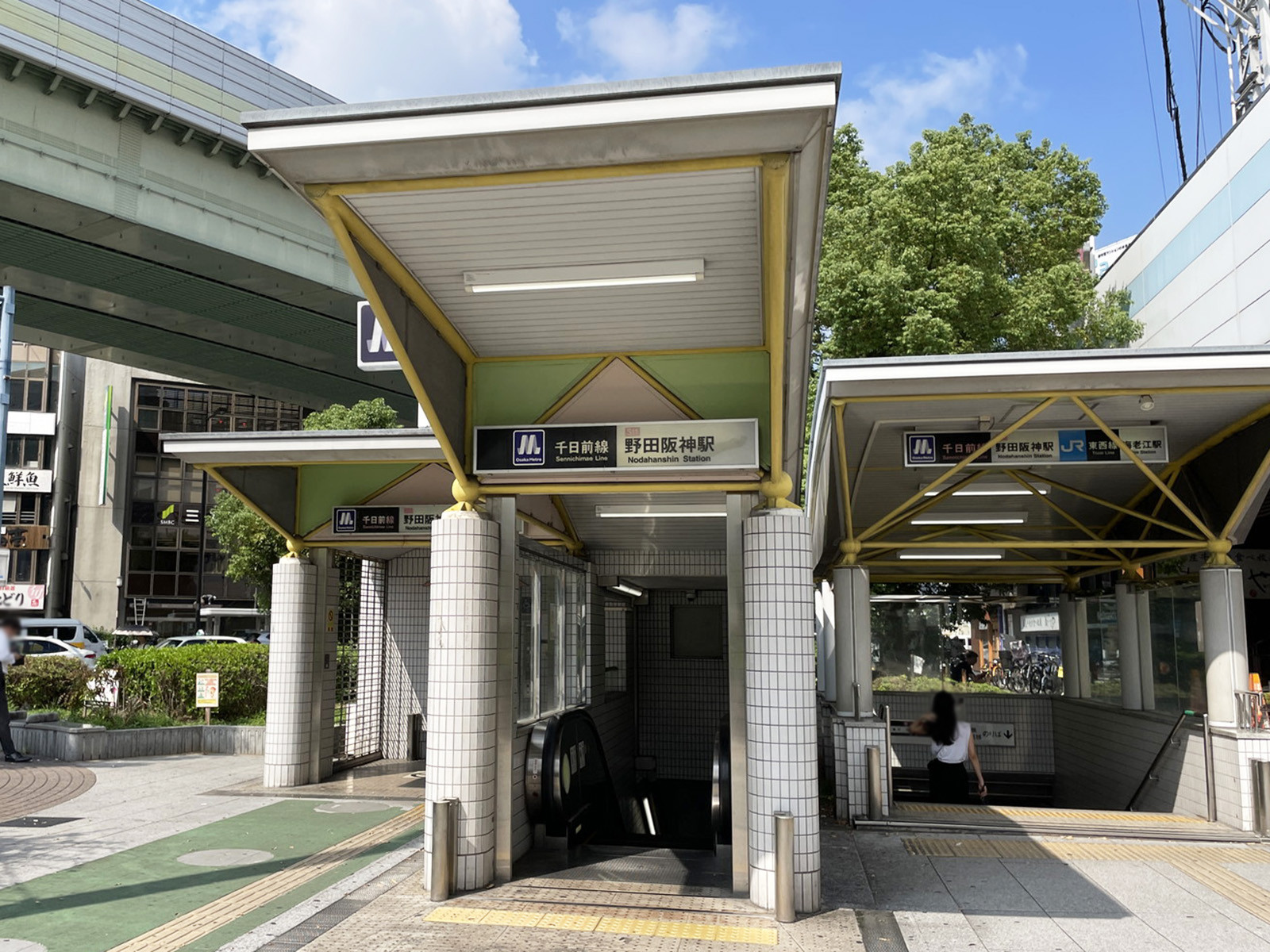 最寄りの「野田阪神駅」