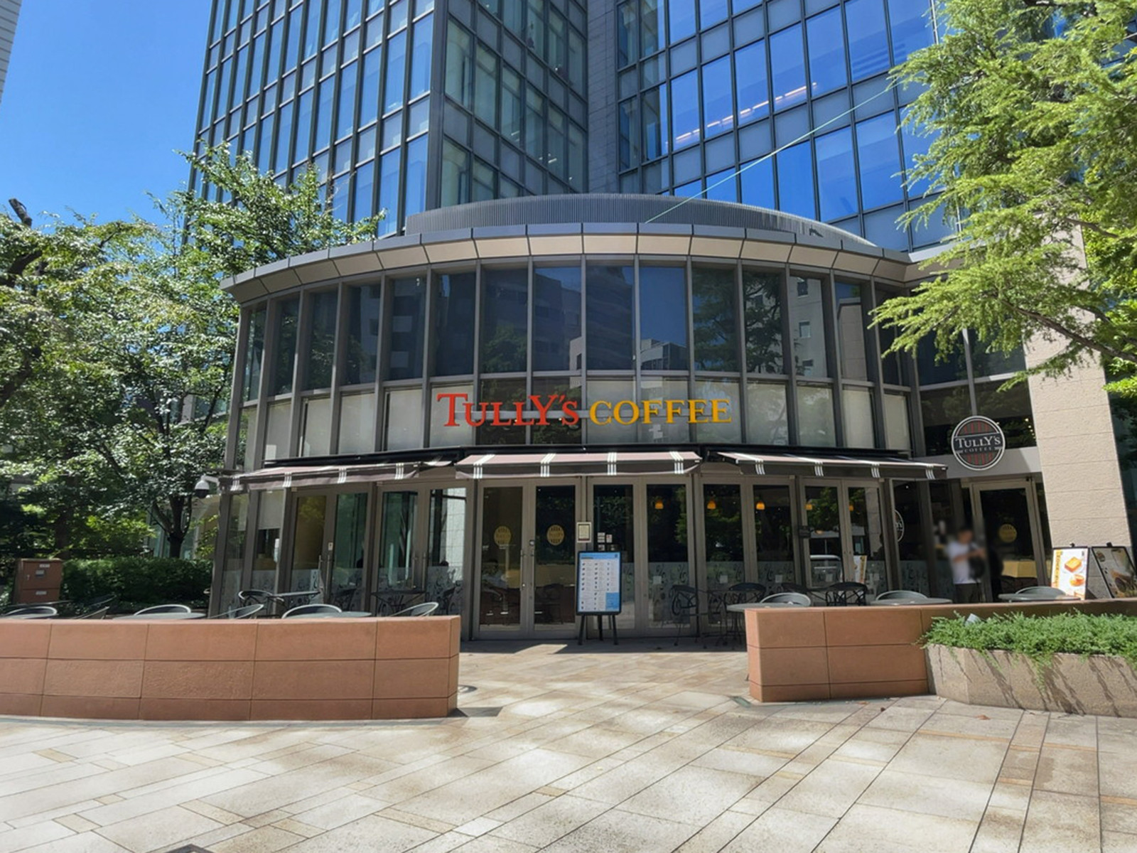 徒歩1分のタリーズコーヒー 神保町三井ビルディング店