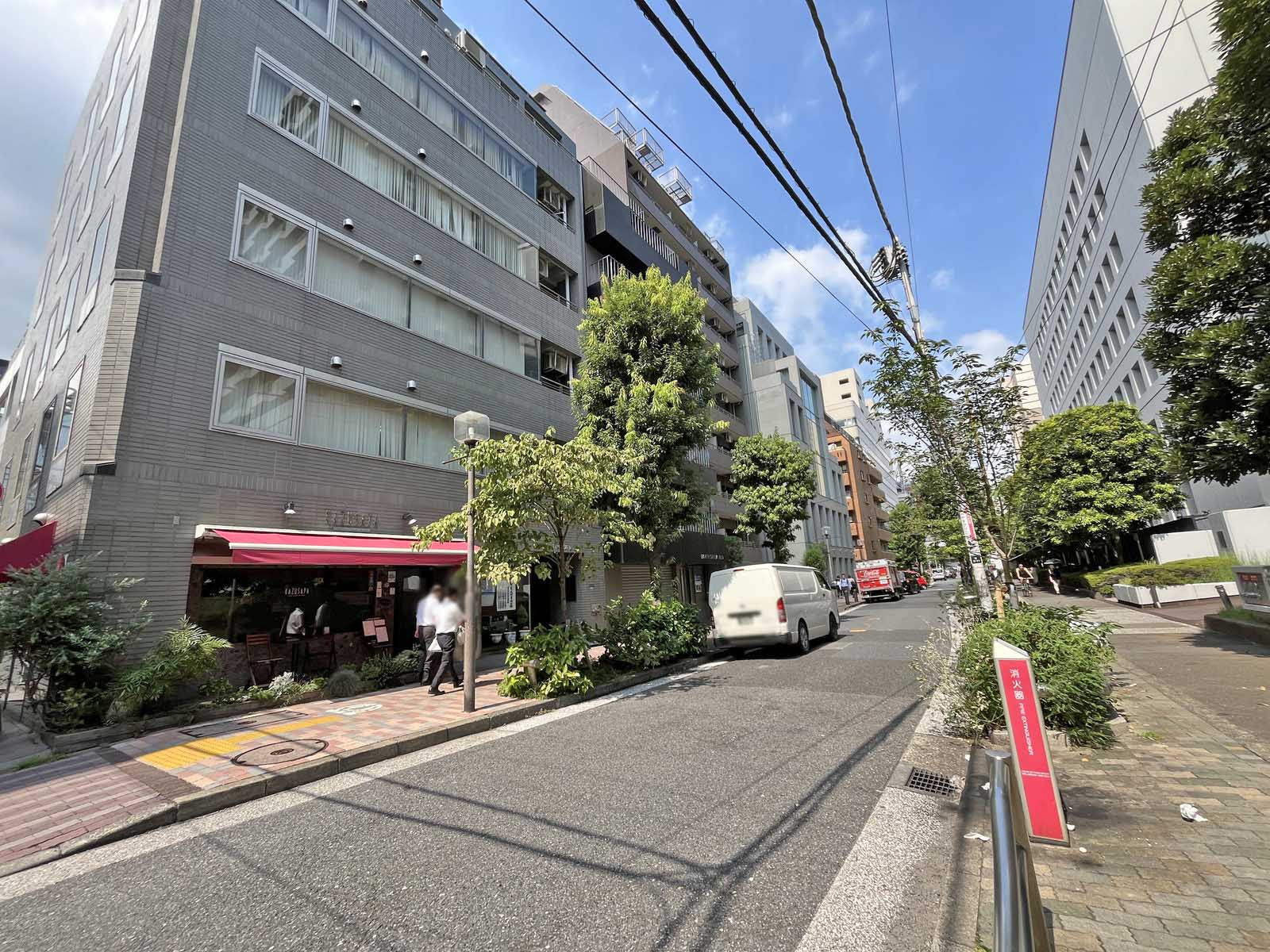芝大一ビル前面通り