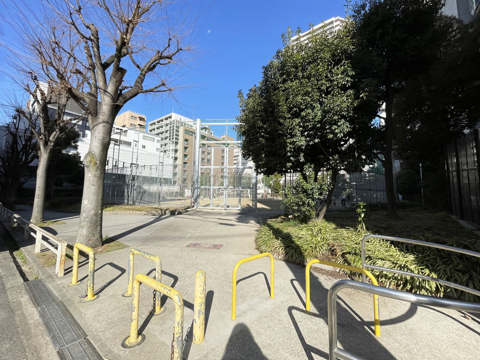 付近の谷四錦郷公園
