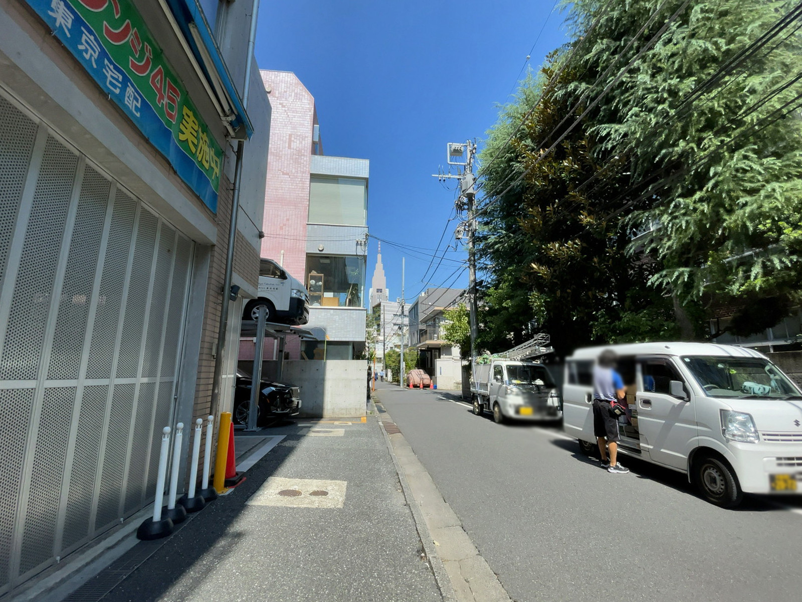 TTビル前面の通り
