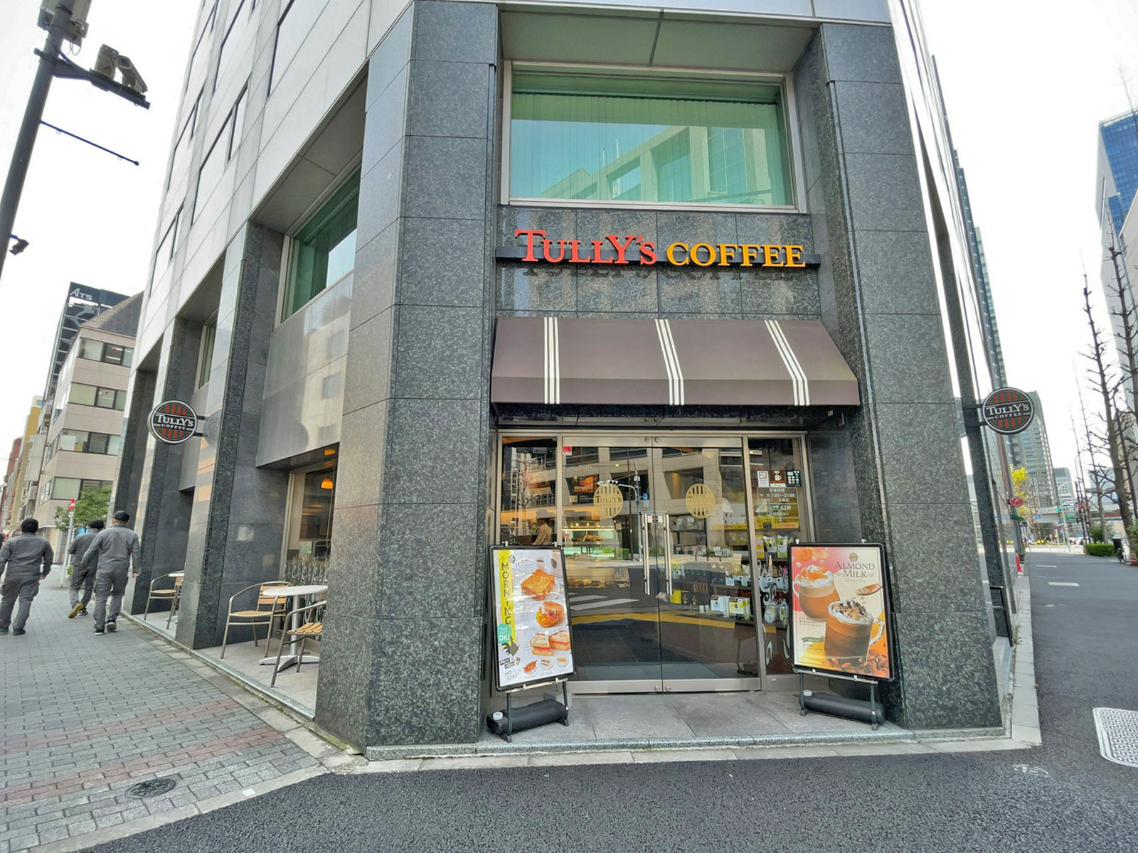 徒歩3分のTULLY'S COFFEE 神田橋本郷通り店