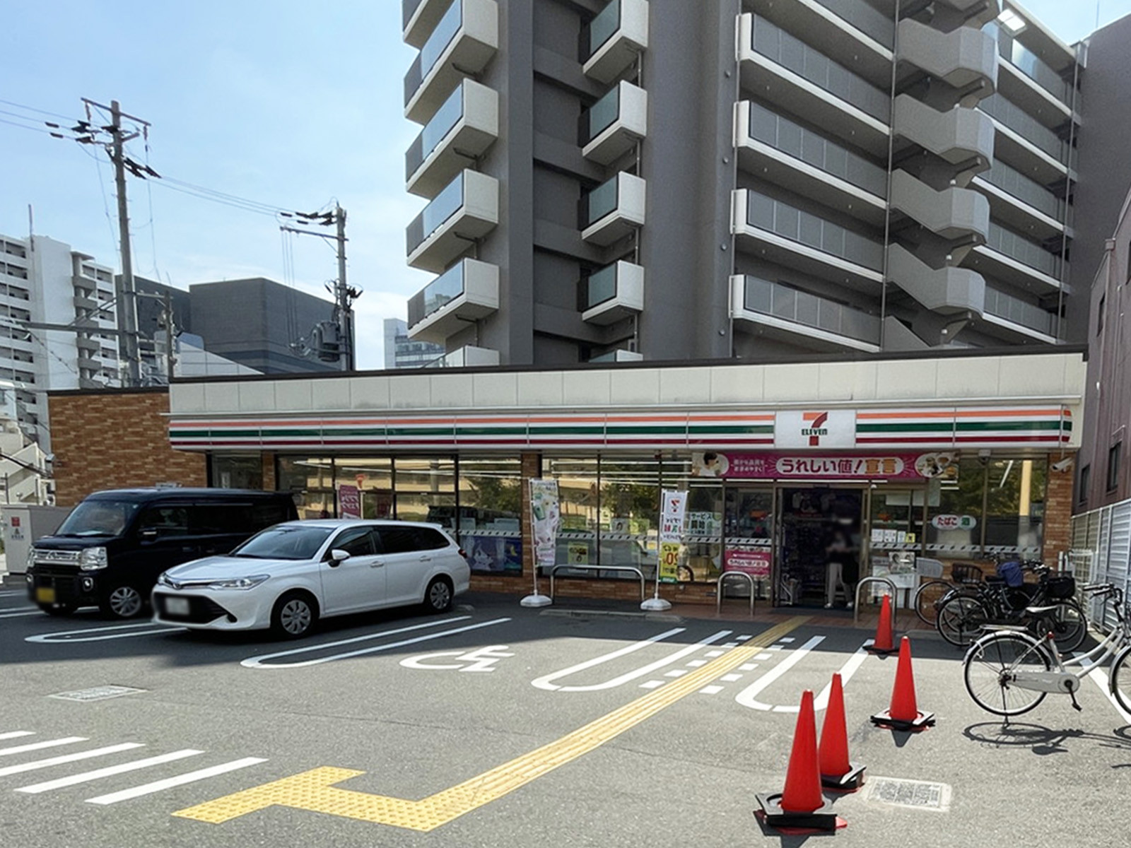 同じ通りにあるセブンイレブン 吹田豊二店