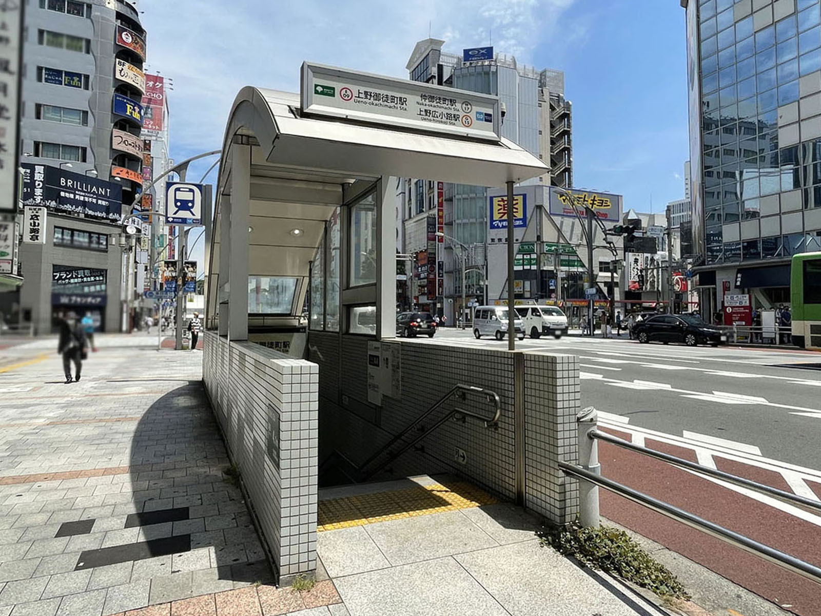 最寄りの「上野広小路駅」