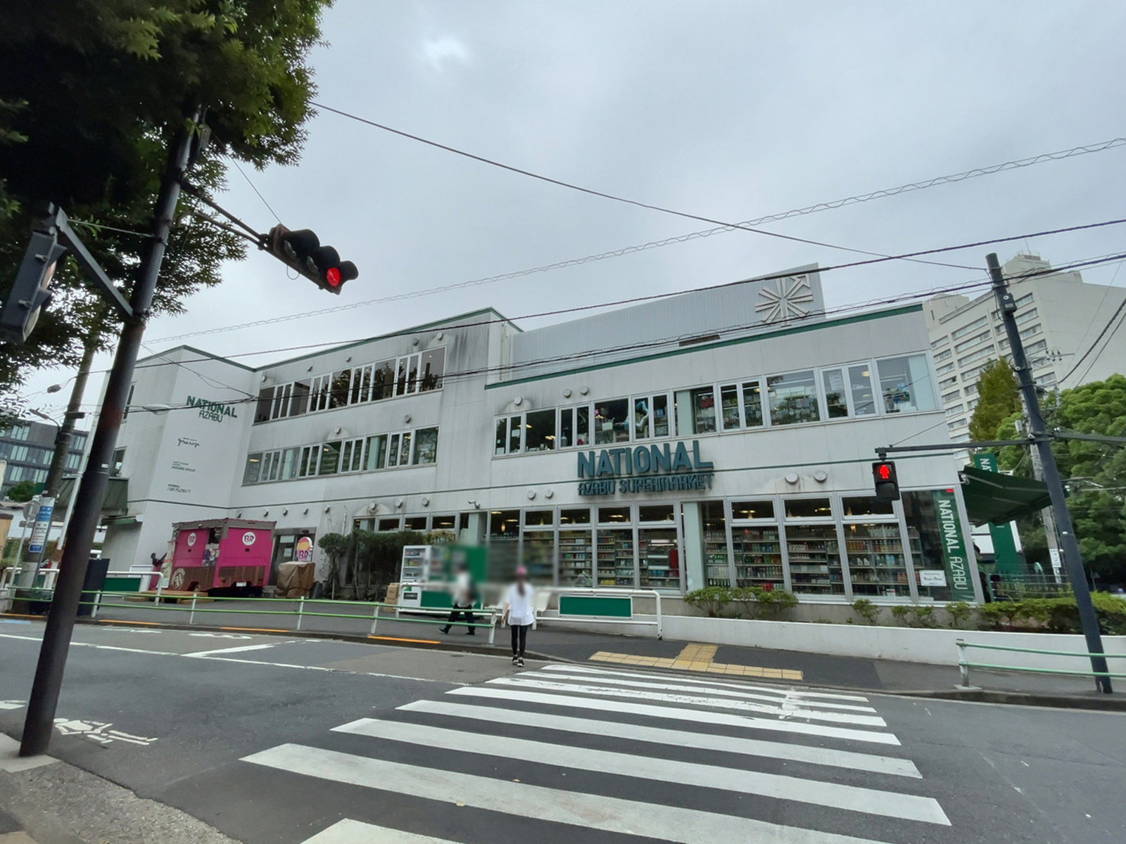 至近のナショナル麻布
