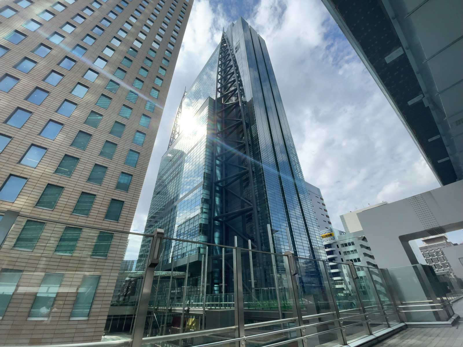 近くの日本テレビタワー