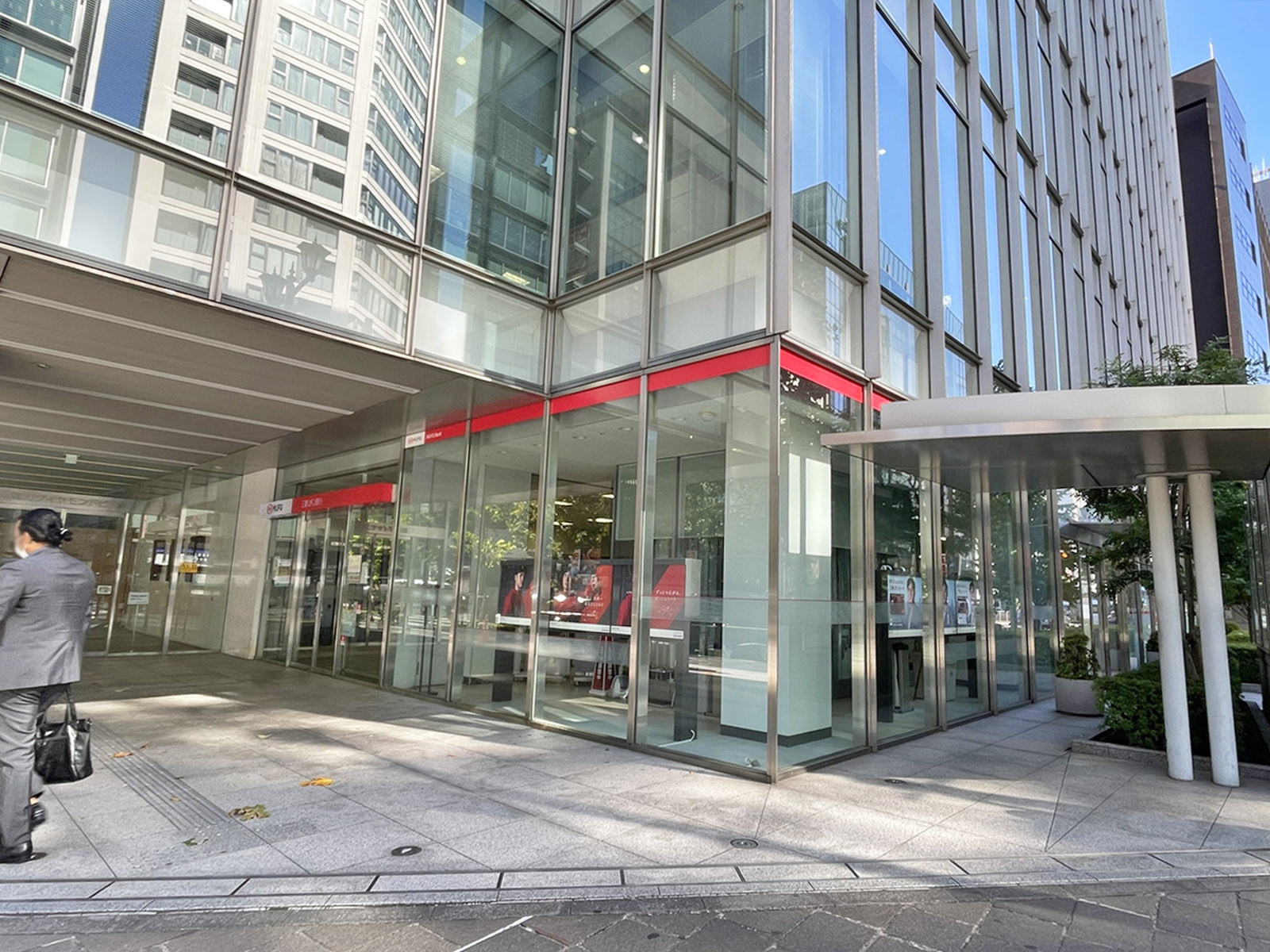 近くの三菱UFJ銀行 麹町支店