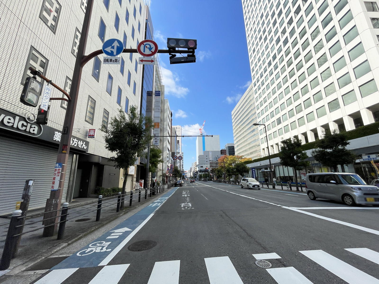 船場旭ビル前面の通り