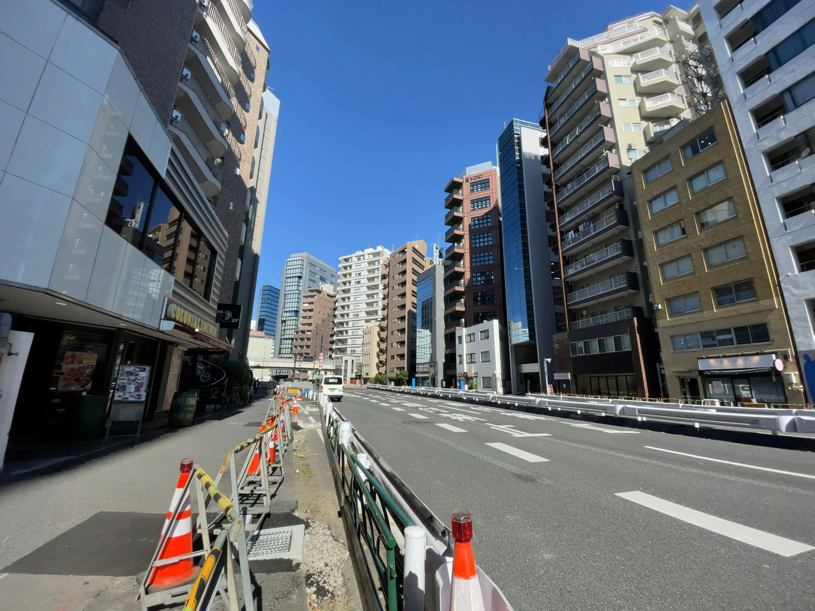 第5瑞穂ビル前面の通り