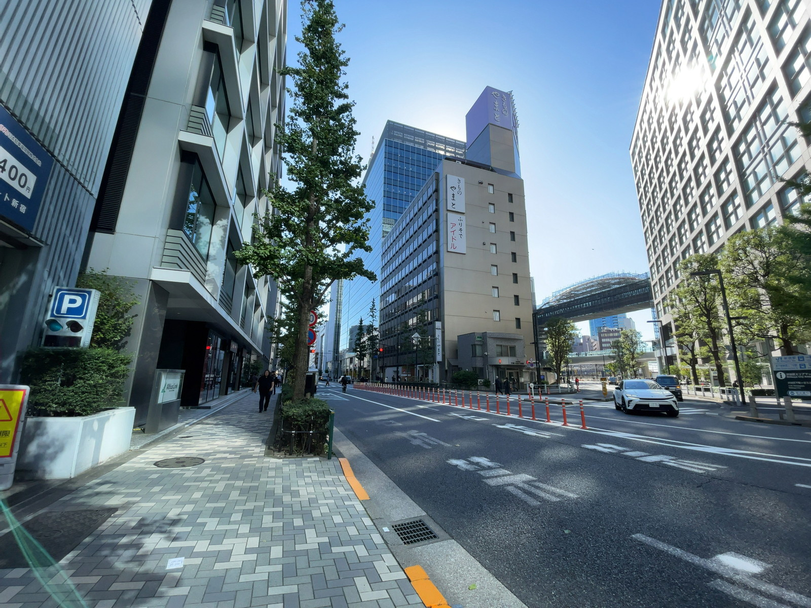 SOUTHGATE新宿前面の通り