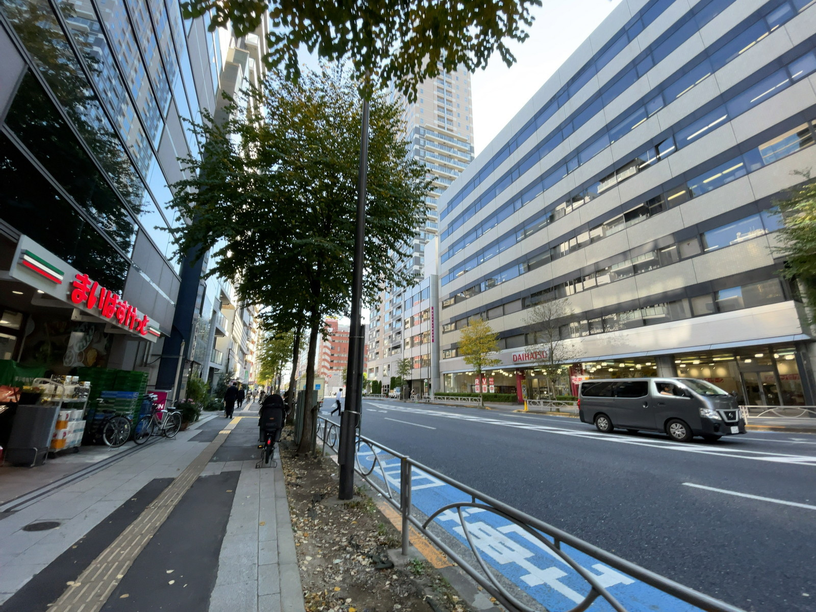 UBG東池袋ビル前面の通り
