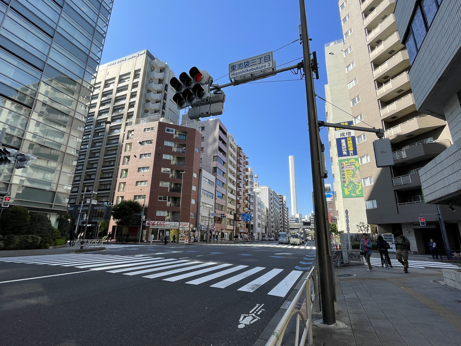 至近の春日通り