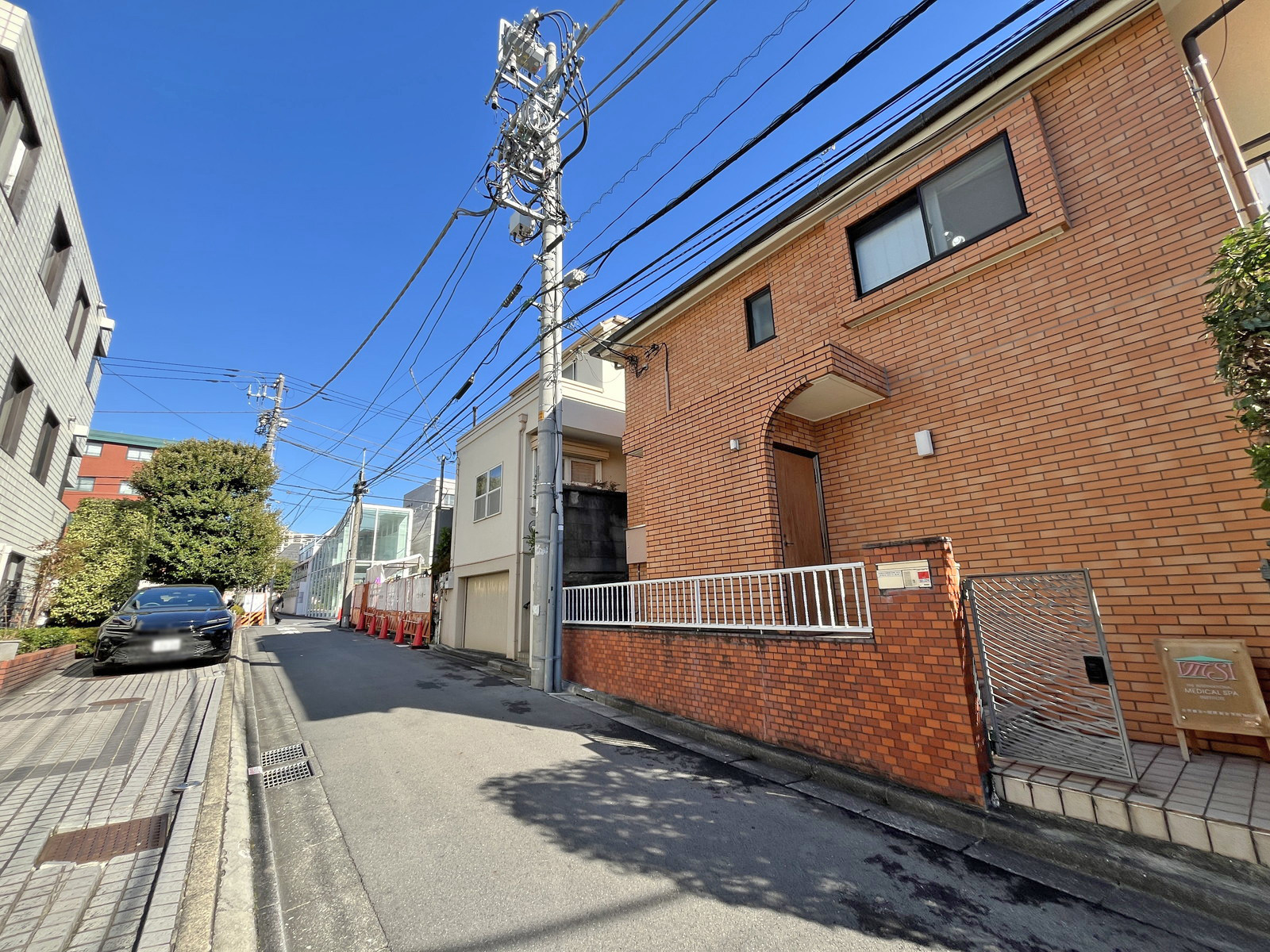 CASA表参道前面の通り
