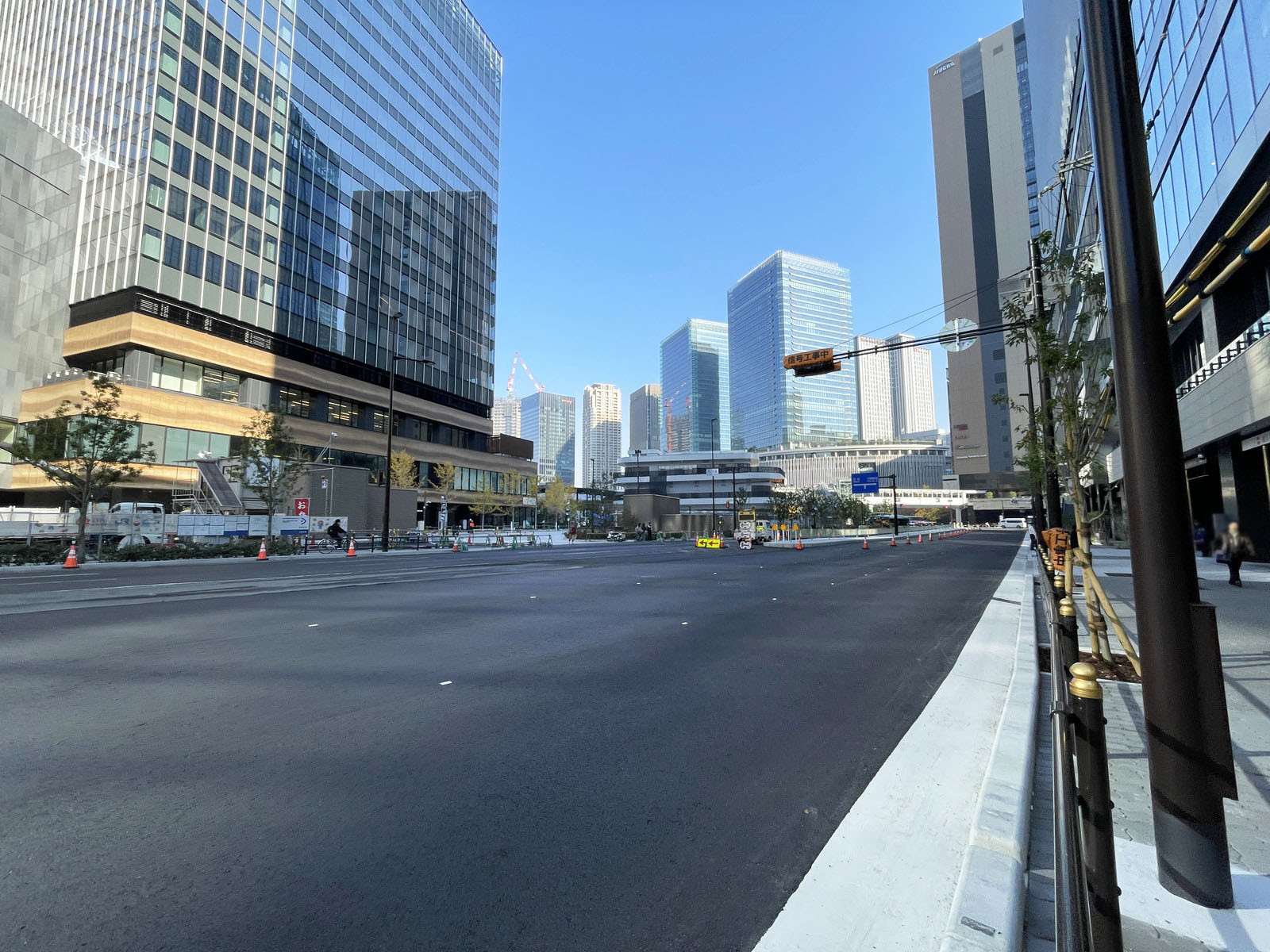 イノゲート大阪前面の通り