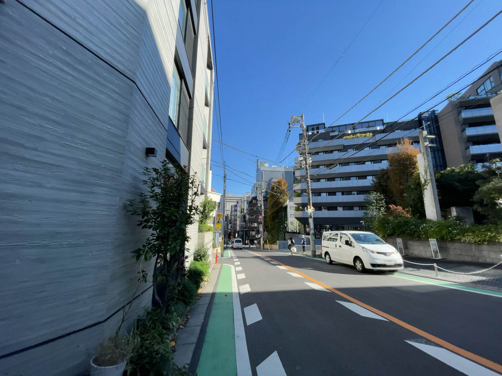 トリエールEBISU前面の通り