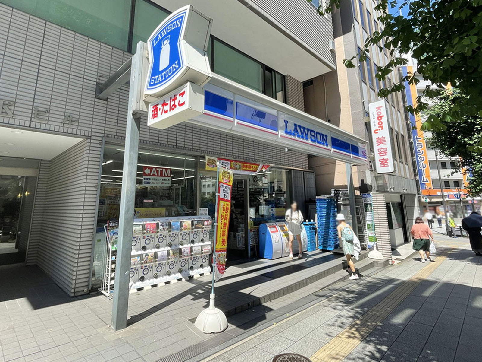 近くのローソン 神田明神店