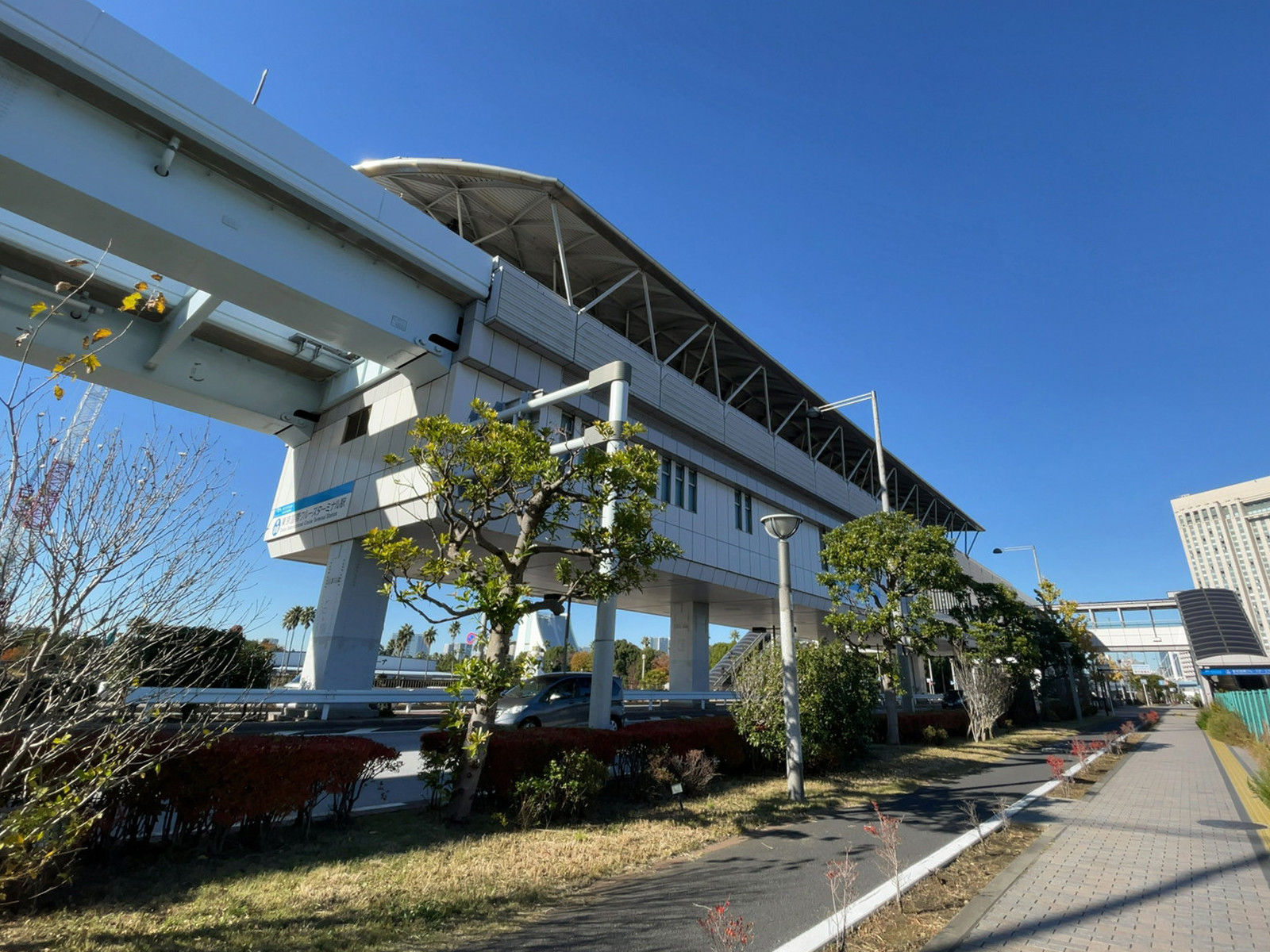 徒歩圏内の「東京国際クルーズターミナル駅」