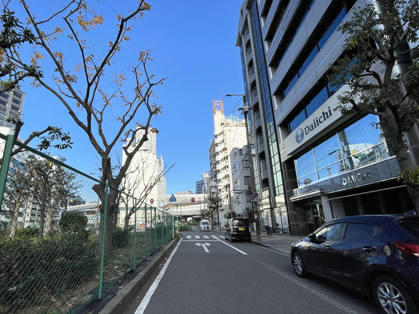 DAIICHIビル前面の通り