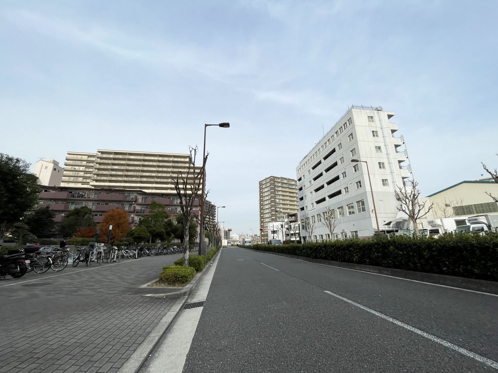 大阪ダイヤビルディング前面の通り