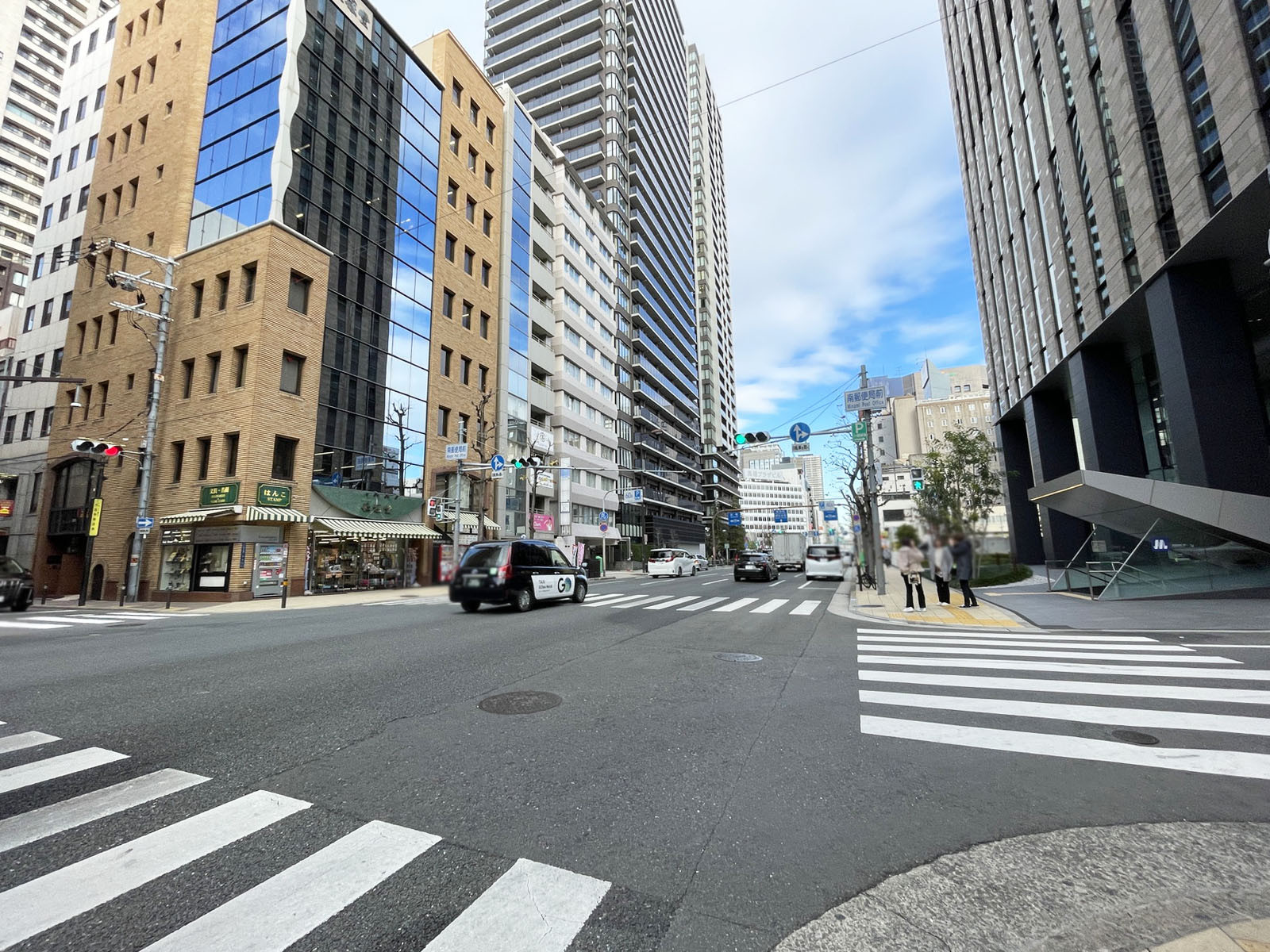 ファーストKビル前面の通り