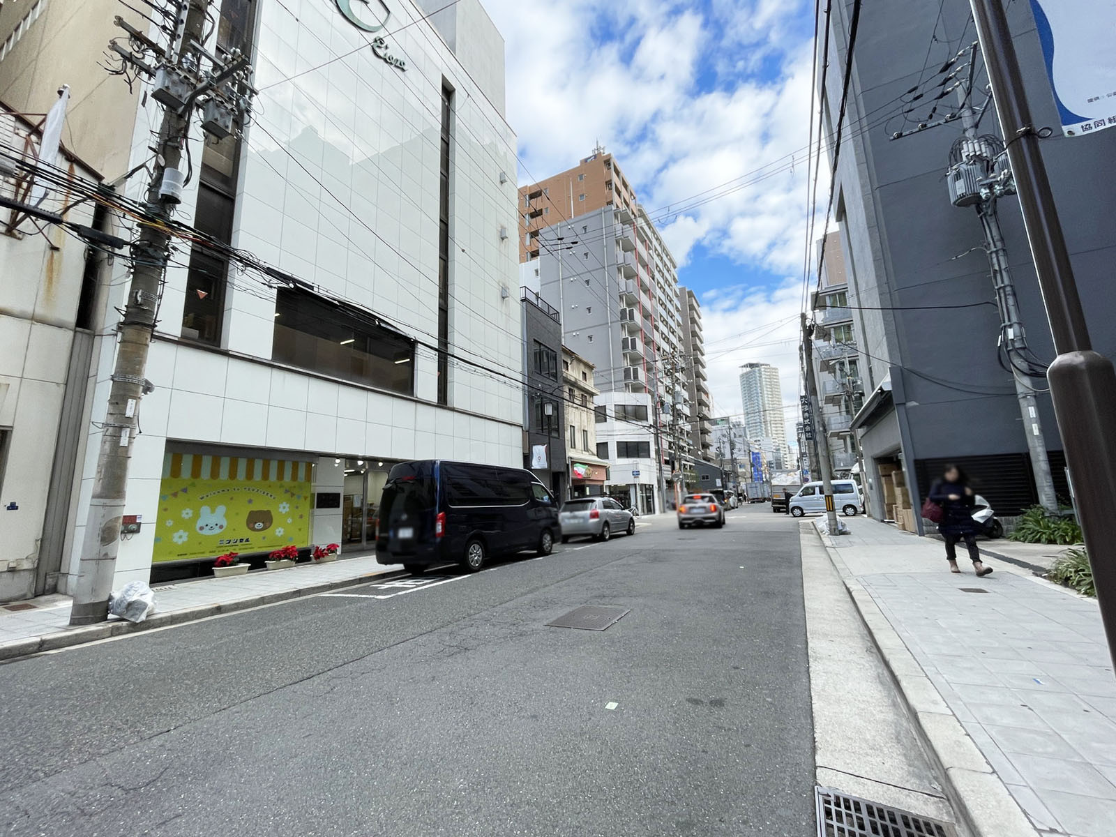 サンヨー南久宝寺ビル前面の通り