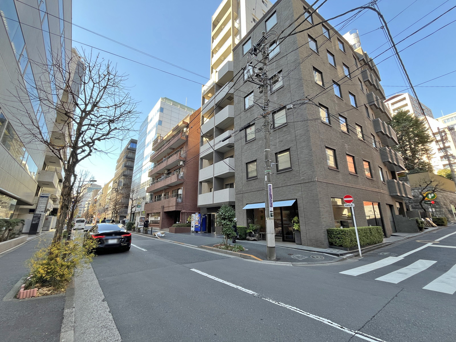 一番町KKビル前面通り