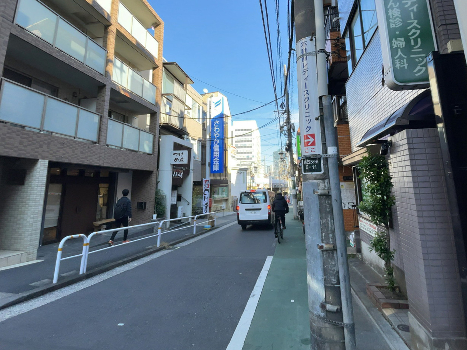 ESCALIER不動前前面の通り
