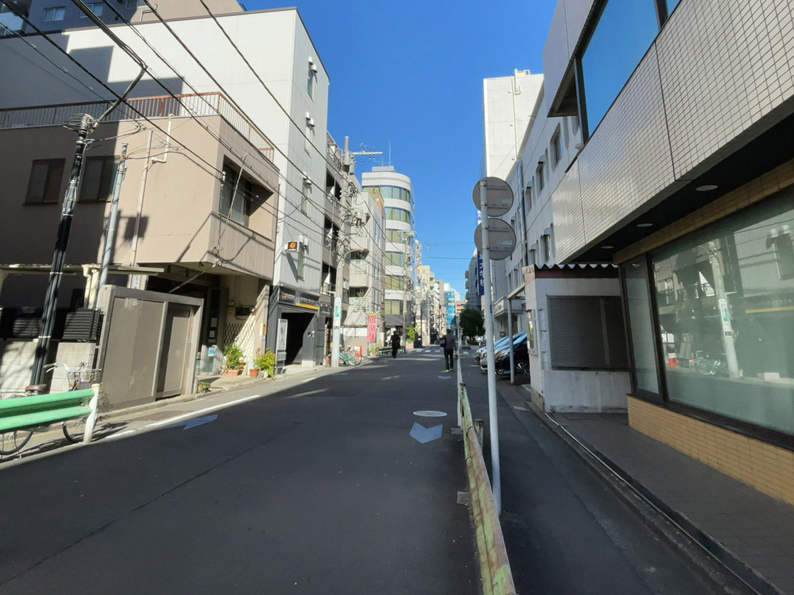 アセッツ亀戸前面の通り