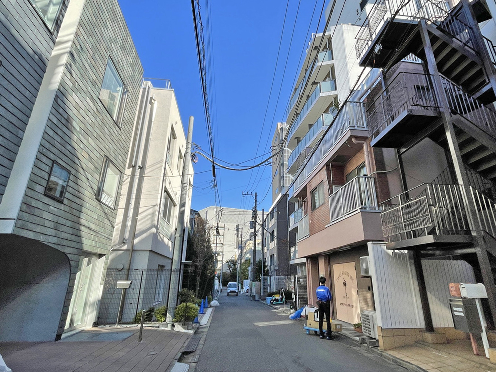 PIGEON松濤高田ビル前面の通り