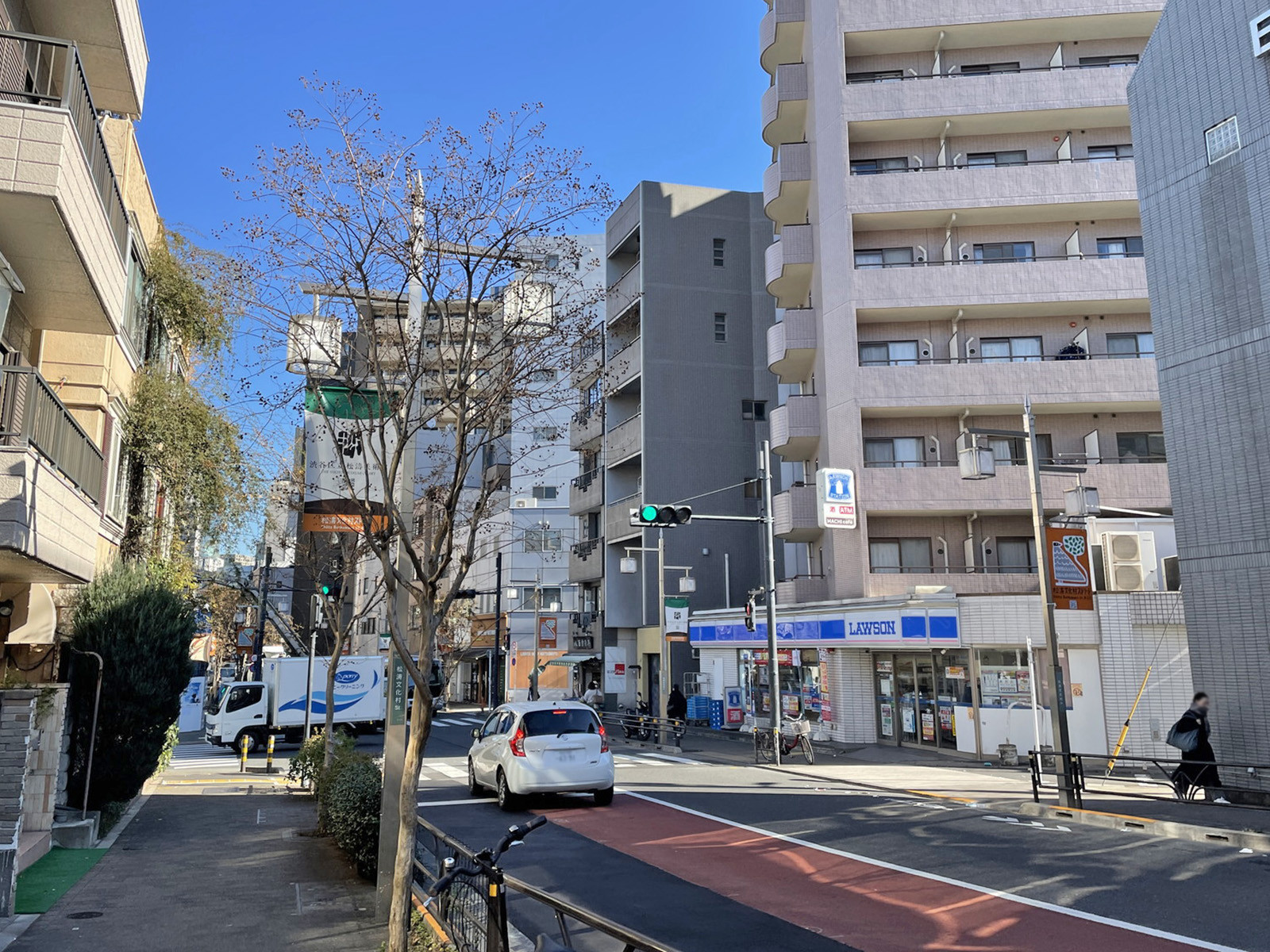 BNKビル前面の松涛文化村ストリート