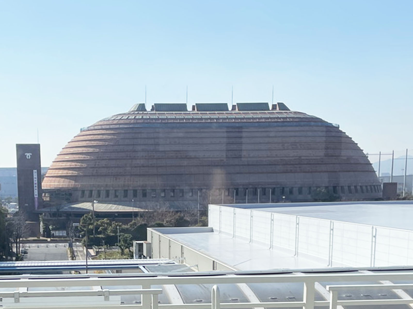 近くのワールド記念ホール