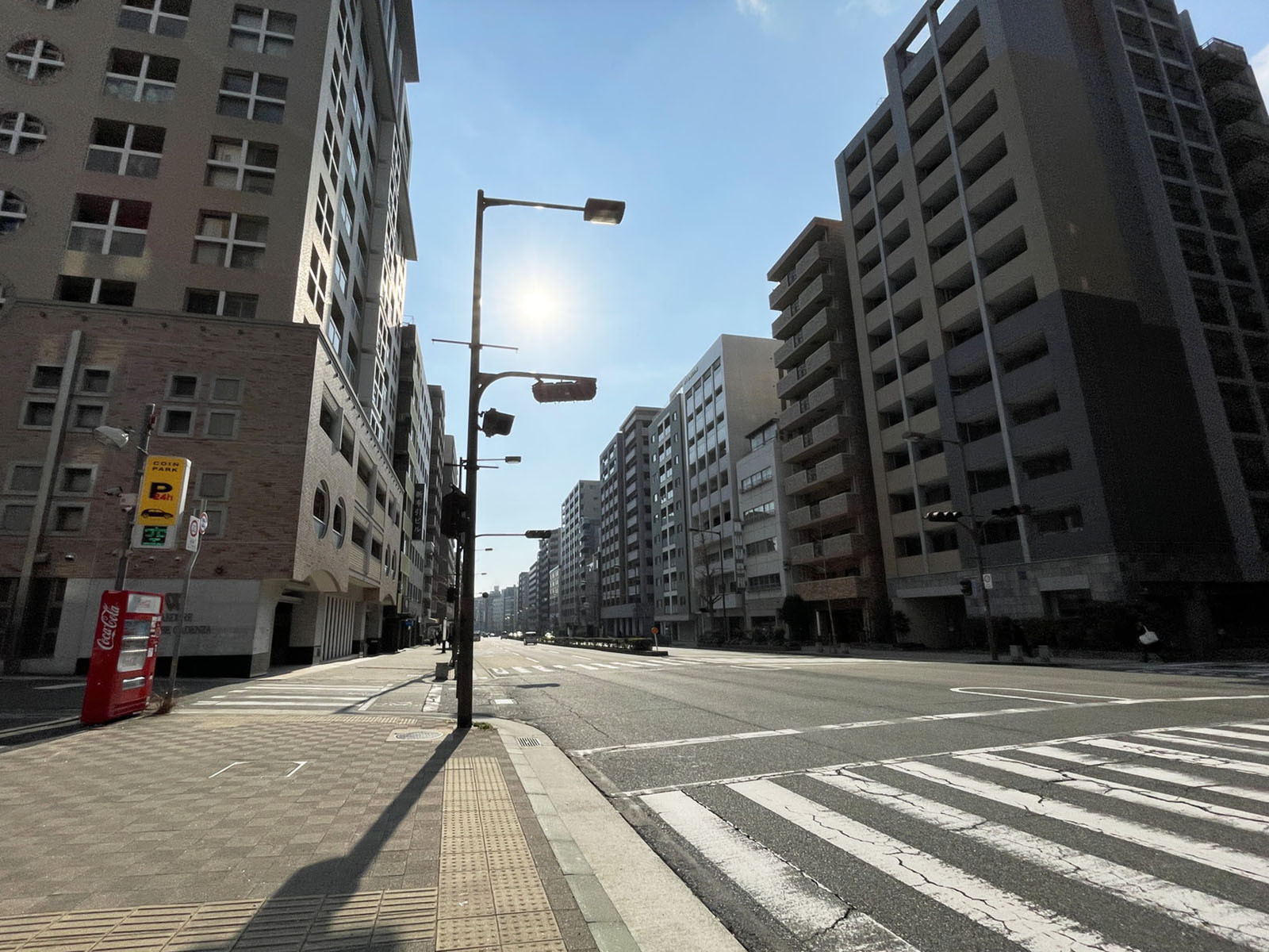 新神戸SOUTHERNビル前面の通り