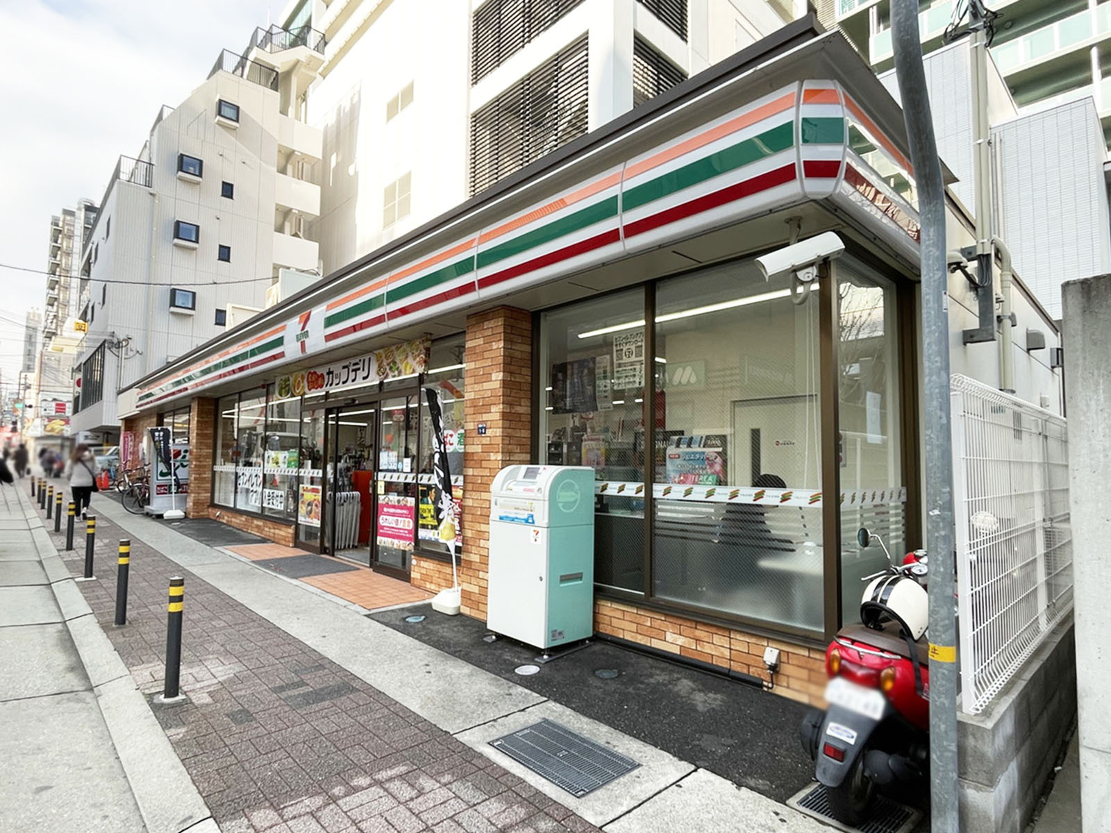 至近のセブンイレブン 神戸中央区役所北店