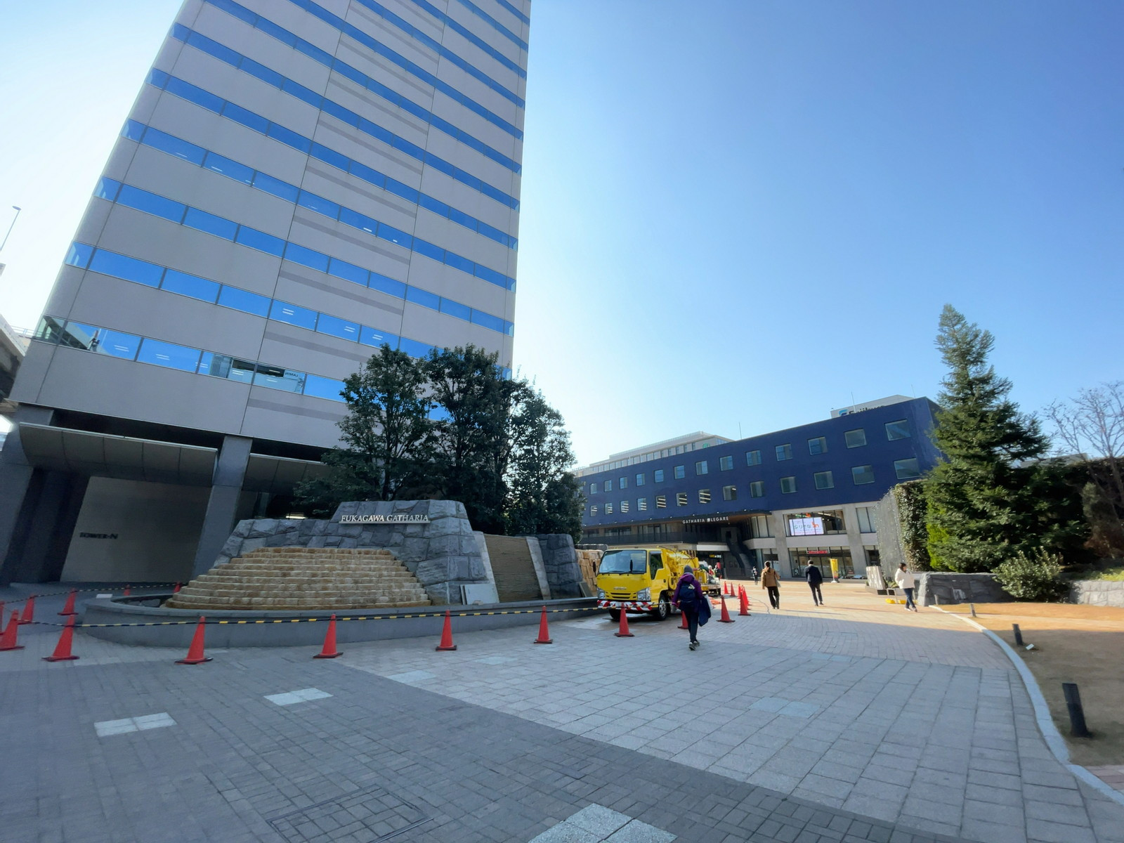 近くの深川ギャザリア