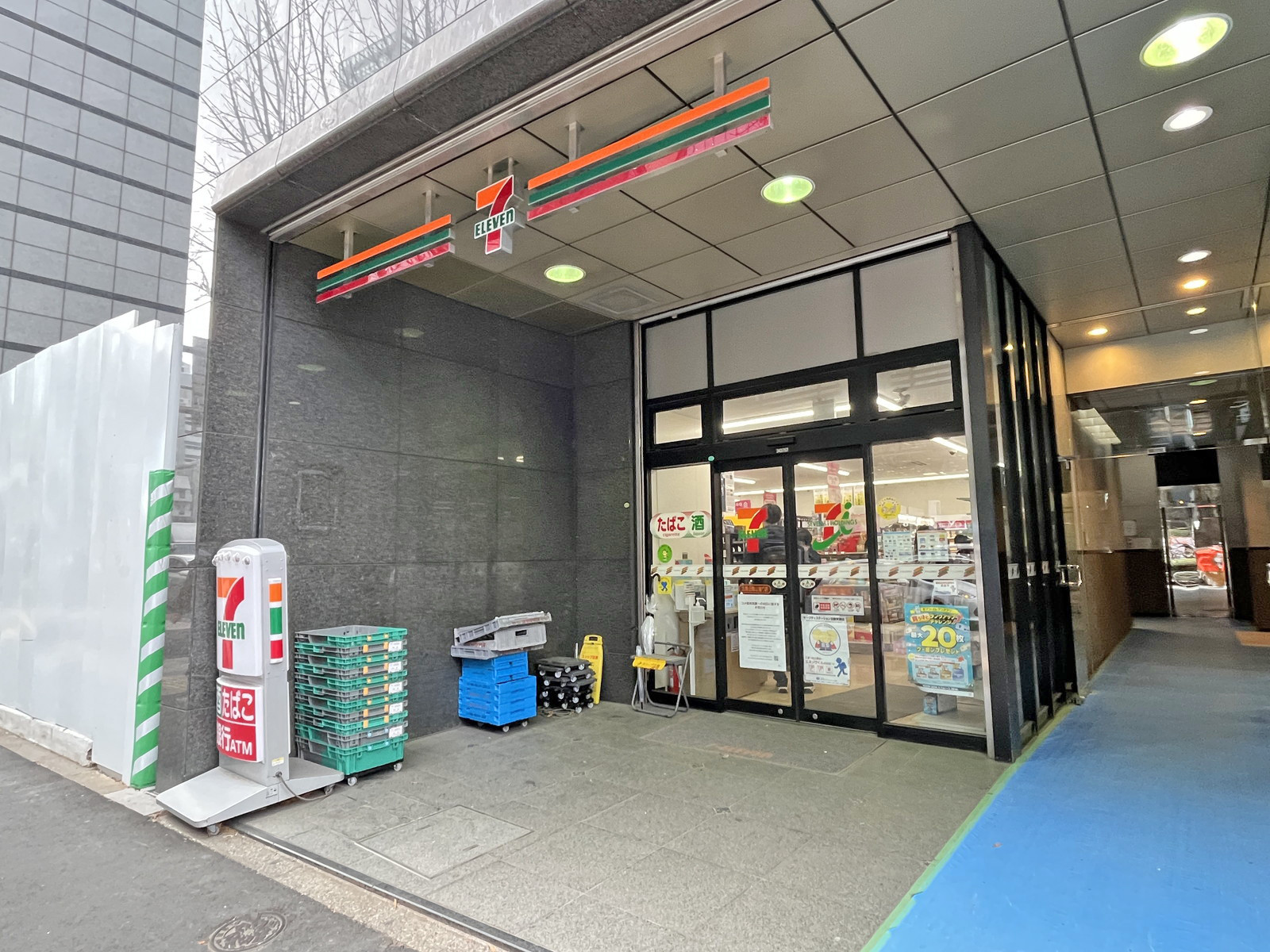 徒歩1分のセブンイレブン北青山青山通り店