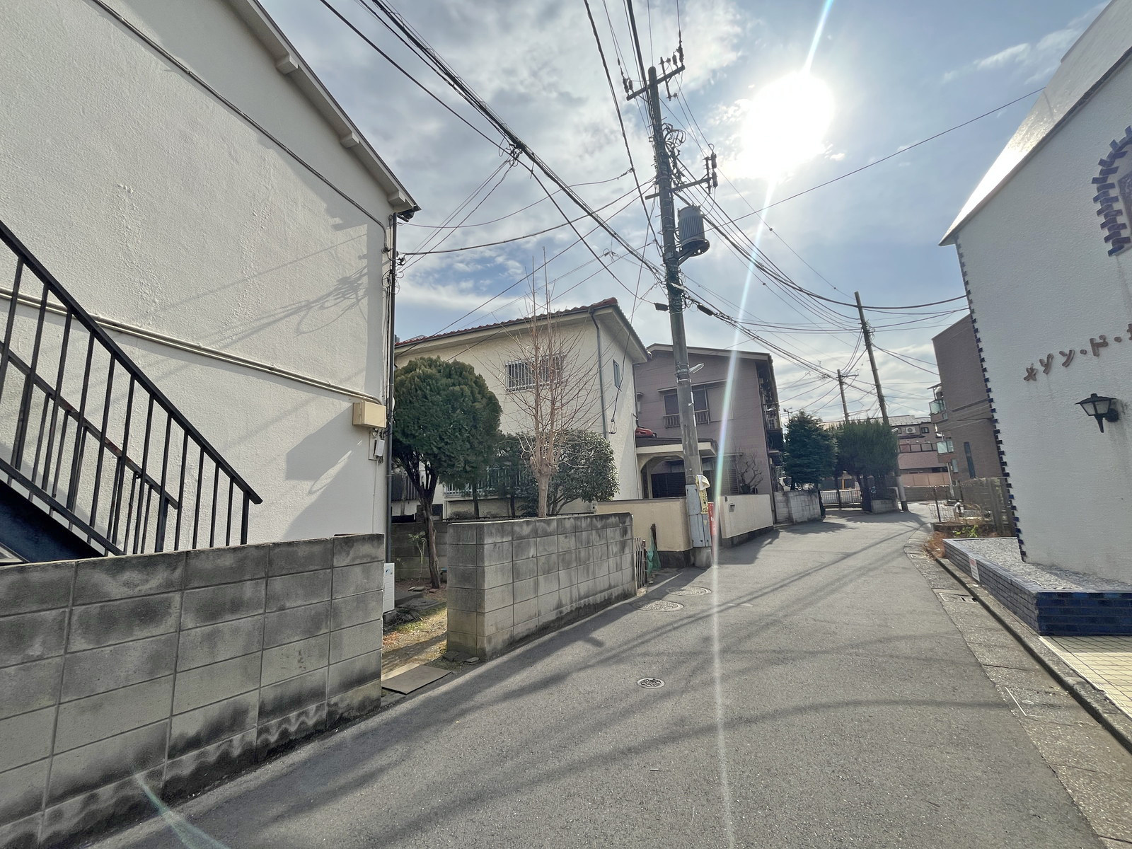セントラルガーデン前面通り