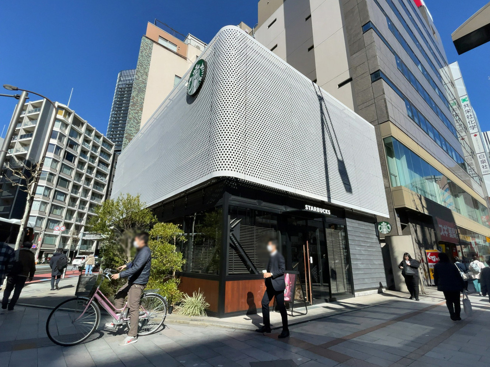 徒歩2分のスターバックス コーヒー 淡路町駅前店